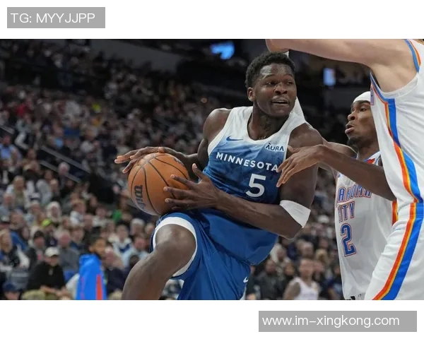 爱德华兹火力全开27投15中砍下38分助球队逆转胜利