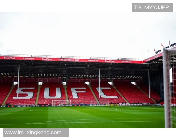 曼联与阿森纳争夺布莱克本小将泰洪引发关注