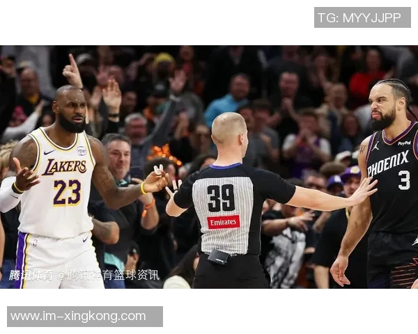 詹姆斯回应狄龙被逐事件称这是技术犯规我也曾遭遇类似判罚